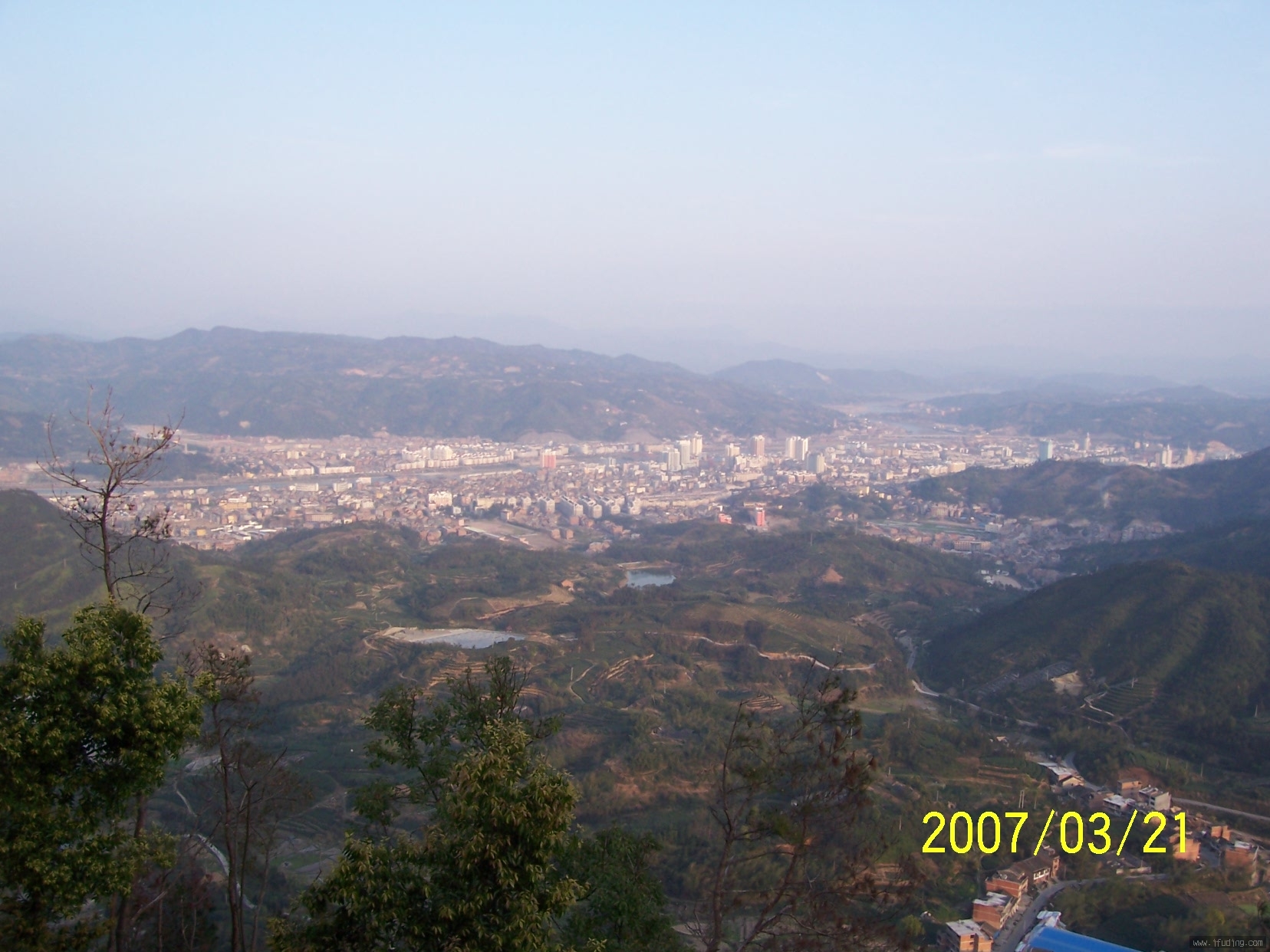 Ƭ 004.jpg