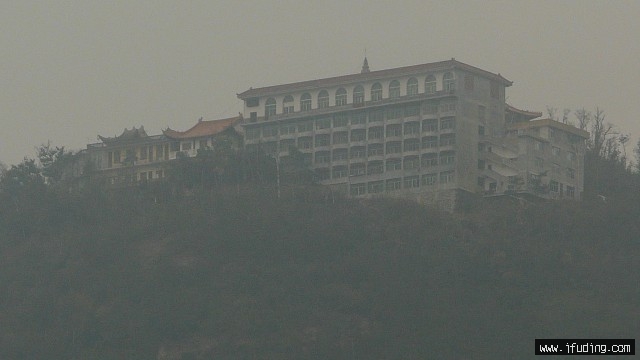 img105.jpg