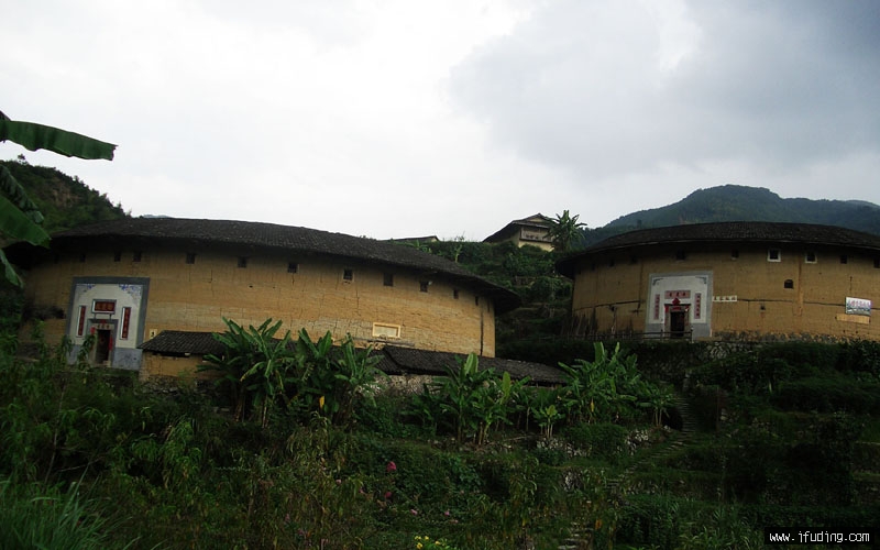 tulou 2.jpg