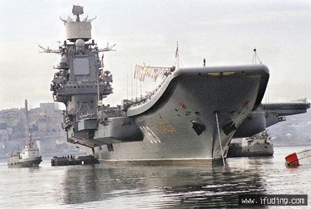 ����˹����װ���ġ������������Ͻ��š���ĸ��